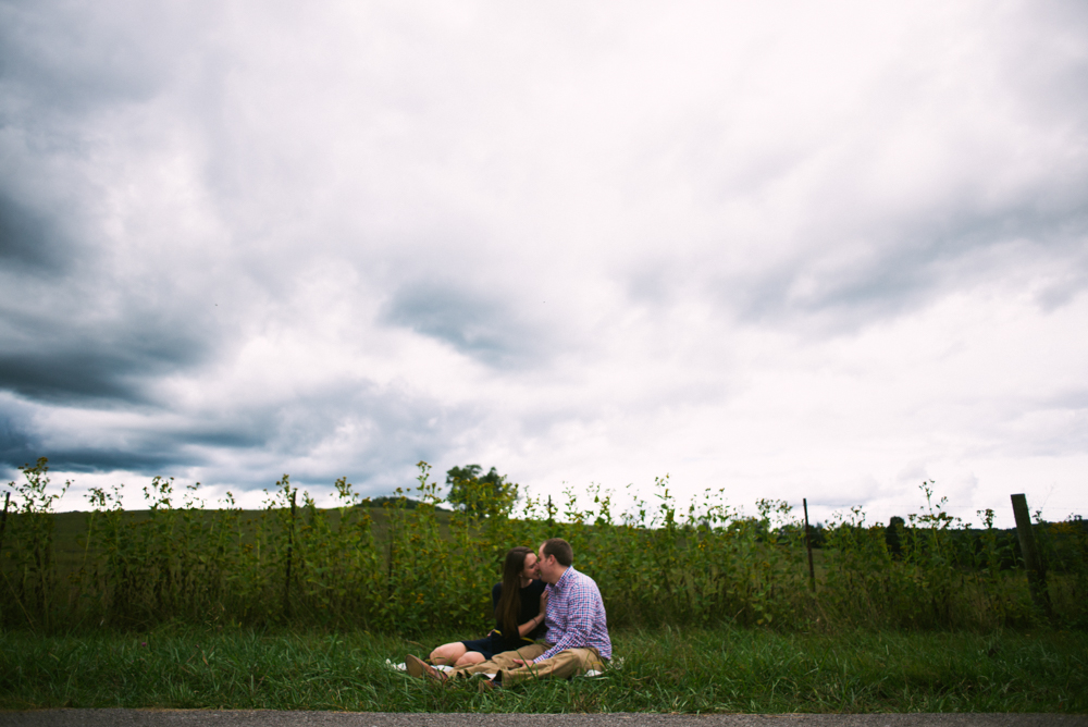 Engagement Session | Cumberland Gap | Forest | Nature | Mountains | Tennessee