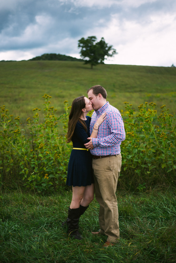 Engagement Session | Cumberland Gap | Forest | Nature | Mountains | Tennessee