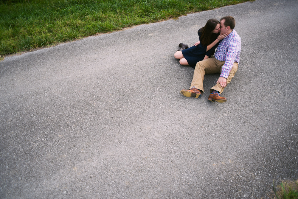 Engagement Session | Cumberland Gap | Forest | Nature | Mountains | Tennessee