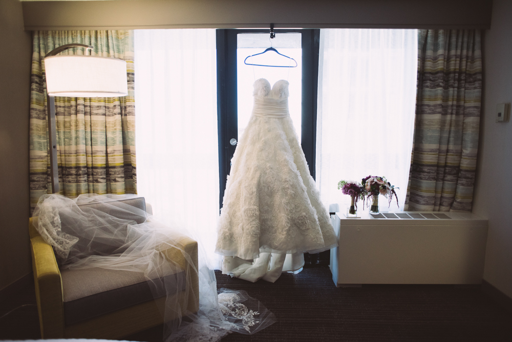 Atlanta Wedding Photographer | LeahAndMark & Co. | Crowne Plaza Midtown