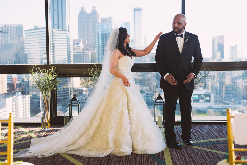 Atlanta Wedding Photographer | LeahAndMark & Co. | Crowne Plaza Midtown