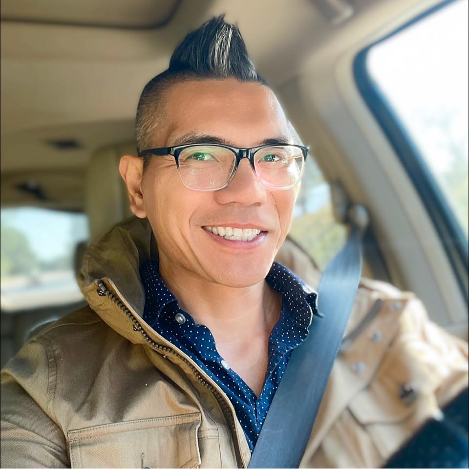 photo of wedding photographer mark tioxon